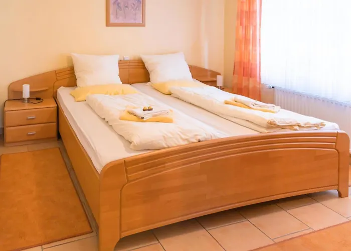 4 Am Petersberg Neef